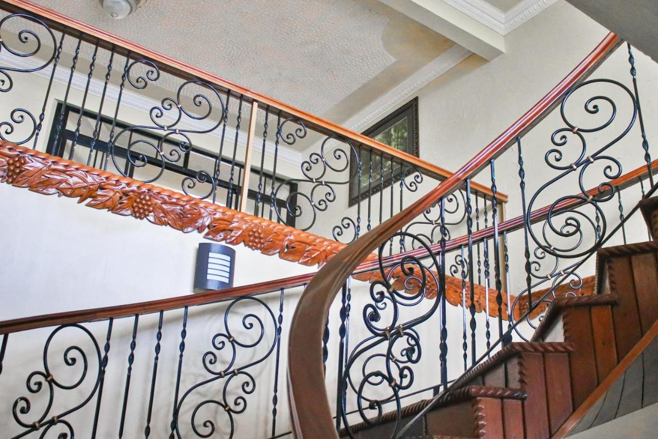 Clarridge View Guesthouse Montego Bay Extérieur photo