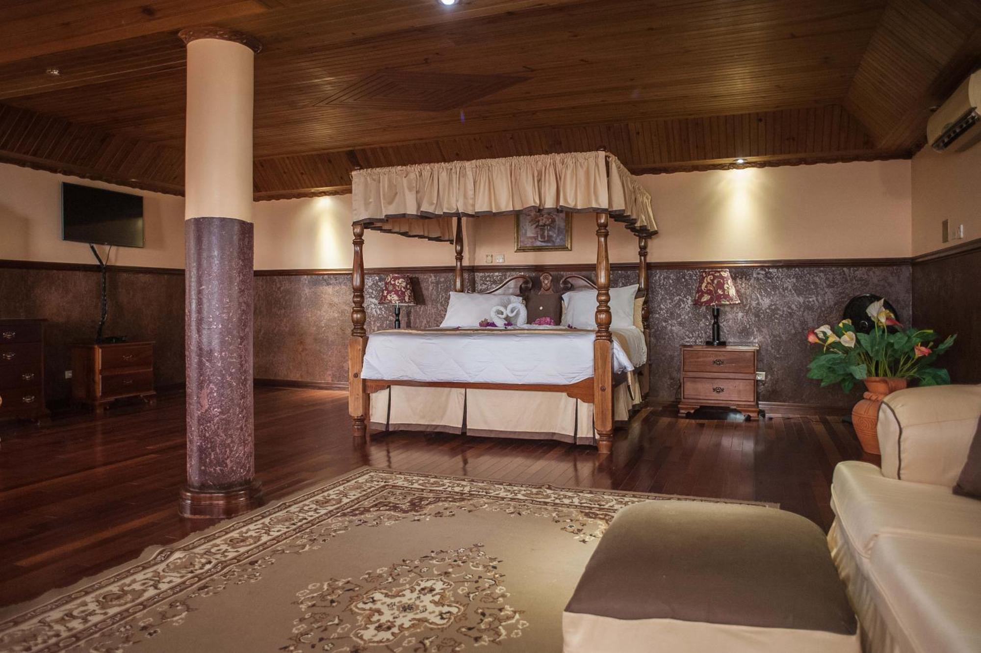 Clarridge View Guesthouse Montego Bay Extérieur photo