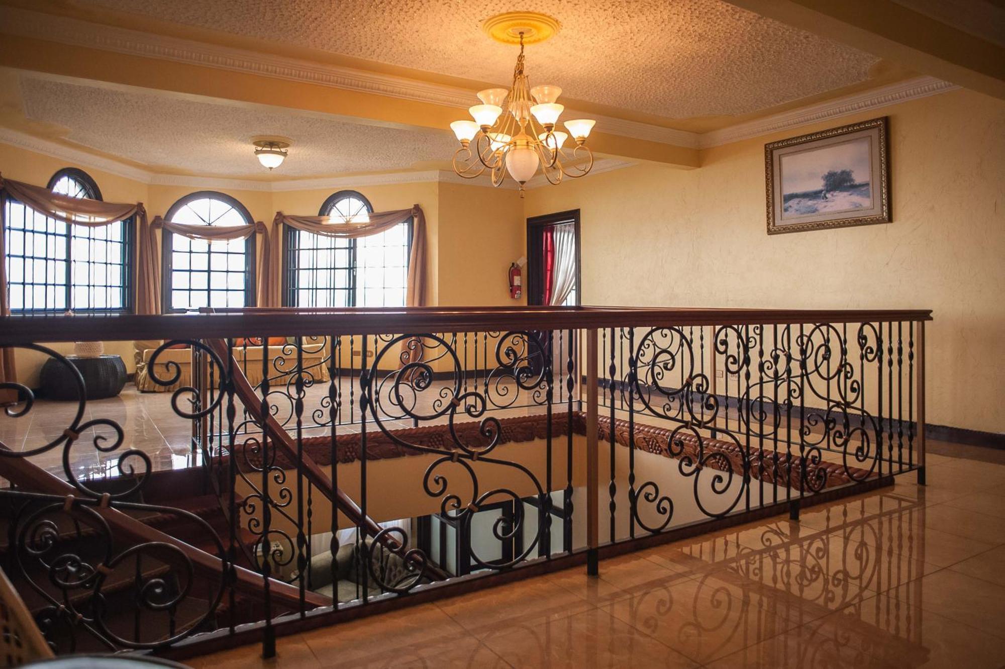 Clarridge View Guesthouse Montego Bay Extérieur photo
